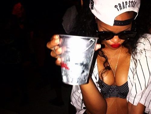 Rihanna: la reina de las redes sociales… Según Forbes