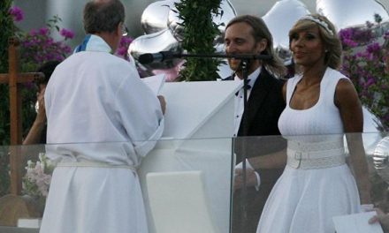 David Guetta renueva sus votos matrimoniales en Ibiza