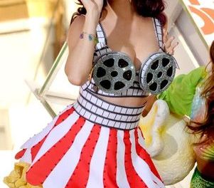 Katy Perry y Robert Pattinson, juntos en cena romántica