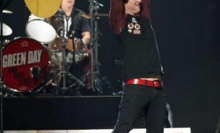 Billie Joe Armstrong, vocalista de Green Day se someterá a tratamiento por abuso de drogas