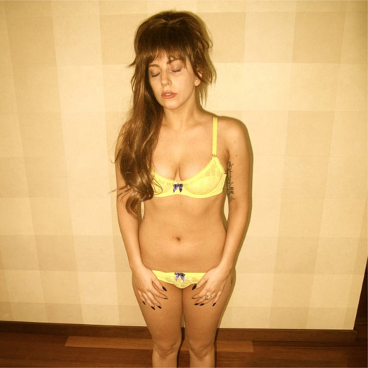 Lady Gaga sufre de anorexia y bulimia