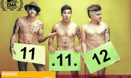 Integrantes de Adammo captan votos para los MTV EMA 2012 desnudándose
