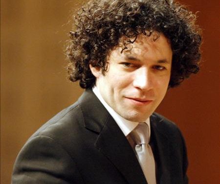 La batuta de Dudamel une a venezolanos en un llamado por la paz