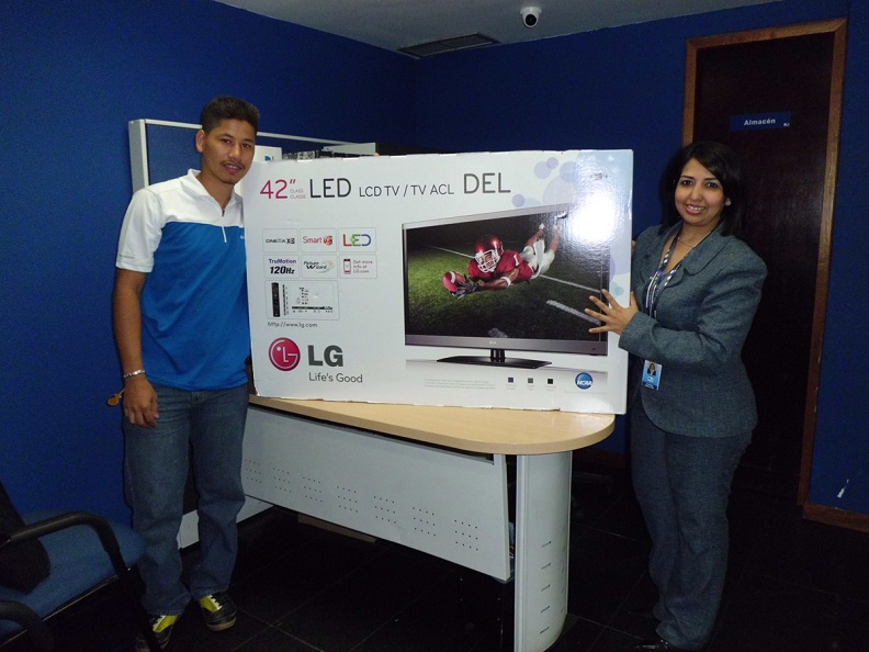 DIRECTV PREMIÓ LA LEALTAD DE SUS CLIENTES CON TV 3D Y MÁS PROGRAMACIÓN