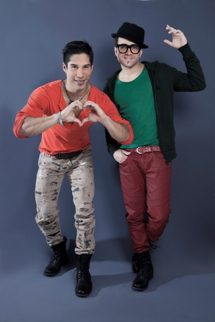 Chino y Nacho Nominados Como Mejor Canción Tropical En Los Latin GRAMMY