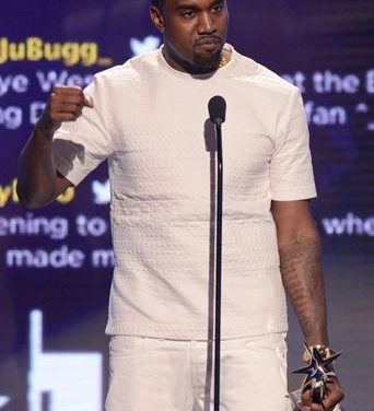 Kanye West también protagonizó un vídeo de índole sexual… Al igual que Kim Kardashian