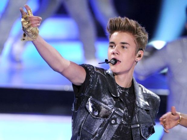 Con solo 18 años, Justin Bieber ya alista libro con sus memorias
