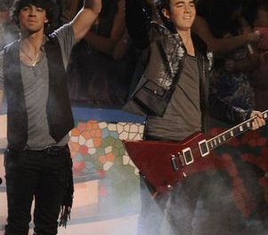 Jonas Brothers actuarán en próxima edición de Viña del Mar