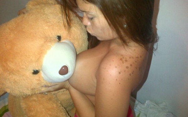 Jennifer Aboul (@jenniferaboul) prepara un sensual TwitCam, 29 de Sept – 9pm (+Fotos Topless)