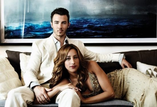 Kevin Jonas y su esposa estarían esperando su primer bebé