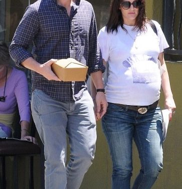 Drew Barrymore ya es mamá a sus 37 años