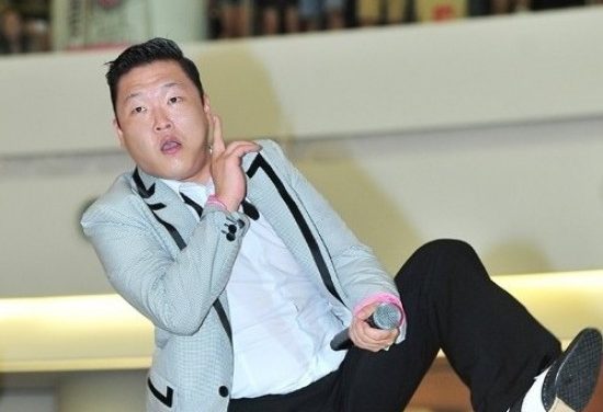 Psy deja el Gangnam Style en coreano, pero alista tema en inglés