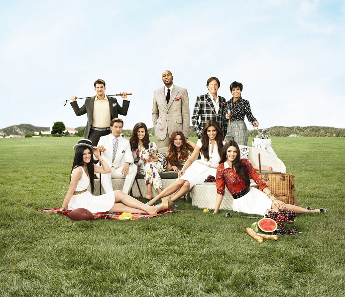 Programa: Keeping up with the Kardashians – Polémica, amor y más drama