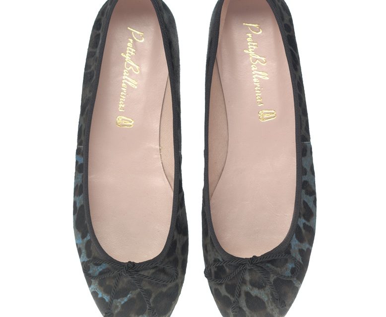 Brillo, prints y espíritu chic convergen en la nueva colección de Pretty Ballerinas exclusiva de Le Collezioni