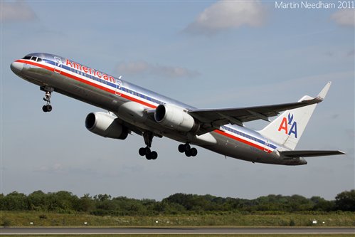 Comunicado Oficial de American Airlines sobre la »Revisión de Aeronaves Boeing 757»
