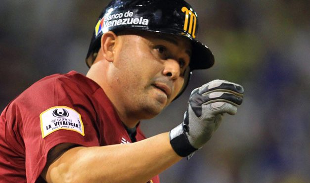 Navengantes le pisa los talones a Bravos #Columna #RumberosSports Por: Luis Rosas Galea – @Salva23