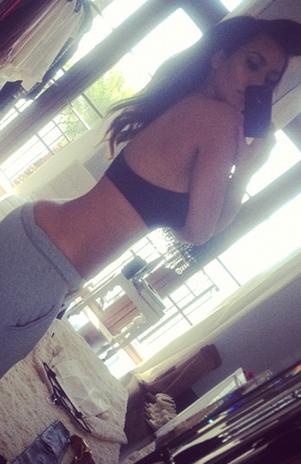 Kim Kardashian presume su buena figura en Twitter (+Foto)