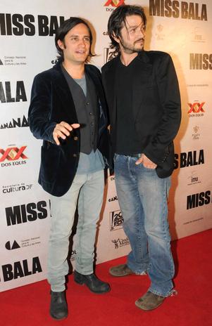 Gael García Bernal y Diego Luna demandan a marca de whisky