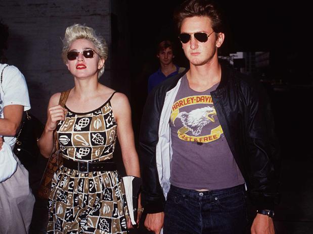 Madonna coquetea con su exesposo, Sean Penn, en un concierto