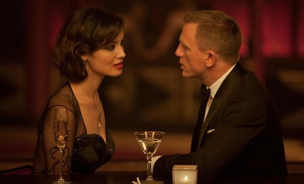 James Bond: medio siglo de espionaje, lujo y mujeres