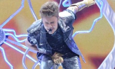 Justin Bieber vomitó en el escenario durante concierto