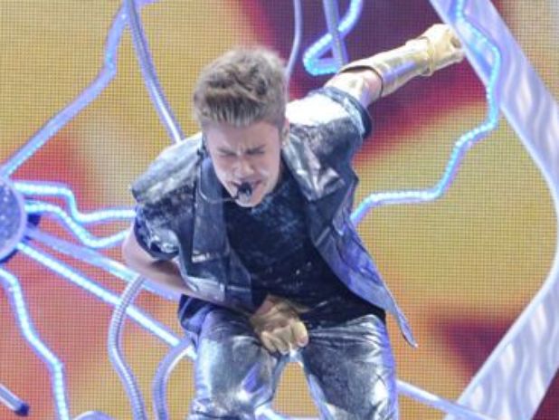 Justin Bieber vomitó en el escenario durante concierto