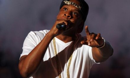 Jay-Z advierte a Chris Brown no hacerle daño a Rihanna