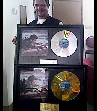 Alejandro Sanz Debuta #1 en ventas en Colombia, Ecuador y Venezuela