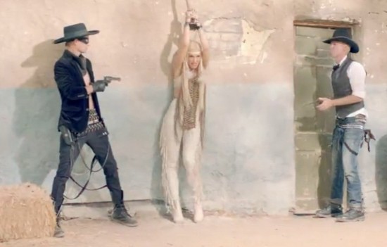 No Doubt ofrece disculpas y retiran video de ‘Looking Hot’