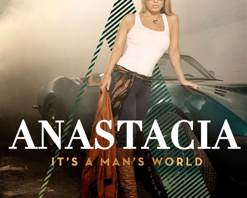 Anastacia pone el toque femenino a los grandes clásicos del pop-rock