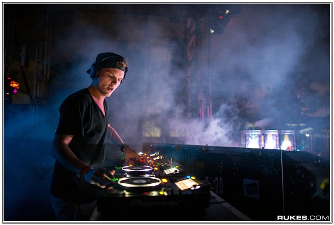 Dj Avicii ofreció electrizante show en el Club Ítalo Venezolano en Caracas (+Fotos)