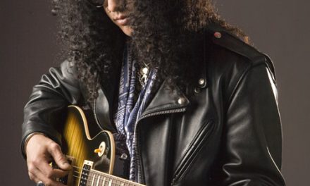 Slash hará sonar su guitarra en el estacionamiento de El Nacional