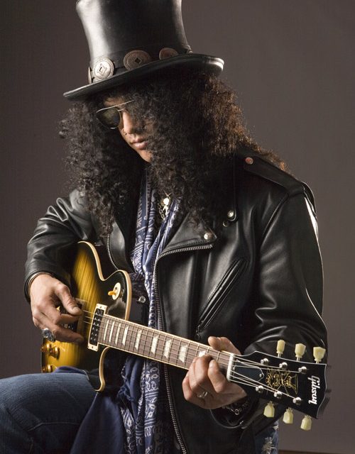 Slash hará sonar su guitarra en el estacionamiento de El Nacional