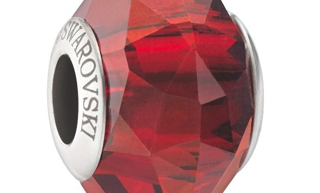 Swarovski presenta su colaboración de joyas customizadas Chamilia