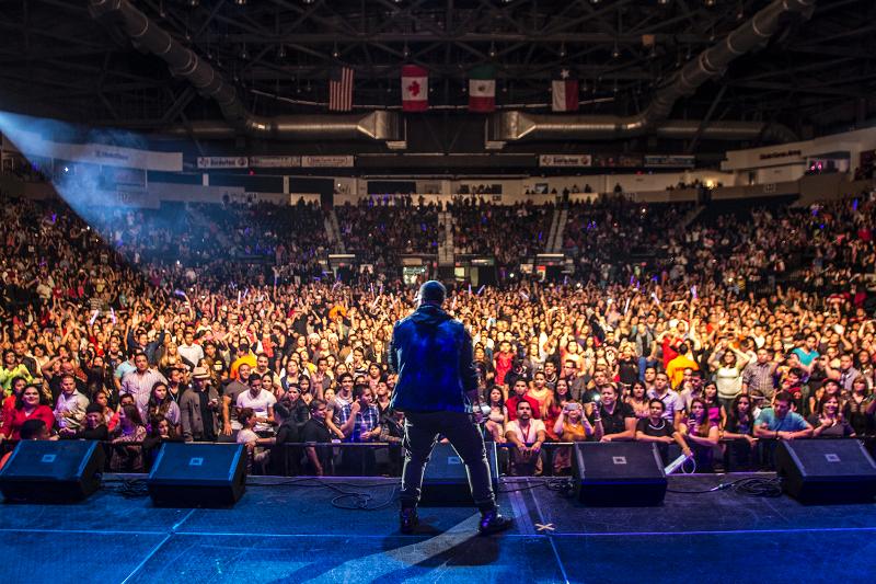 Daddy Yankee se une a Flo-Rida para el «Mixmas» en McAllen
