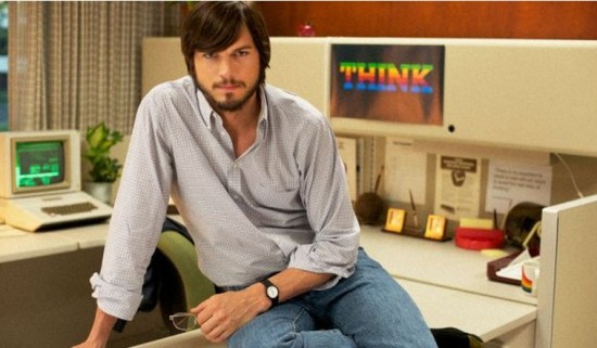 Primera foto oficial de Ashton Kutcher caracterizando a Steve Jobs