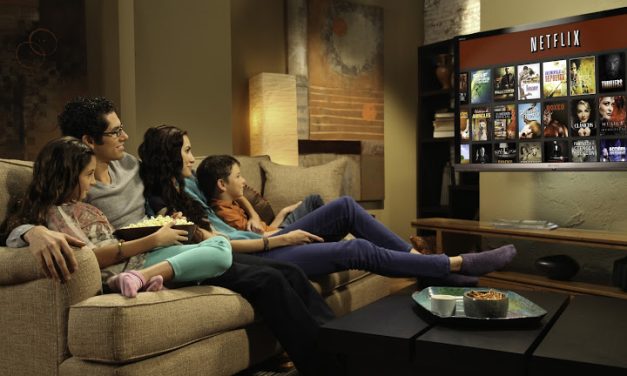NETFLIX amplía su oferta con contenido de Warner Bros