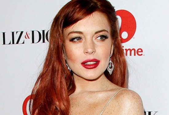 Lindsay Lohan le debe 300 mil dólares a su abogada