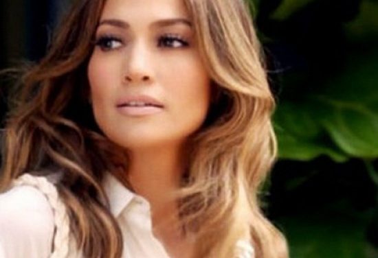 Jennifer López considera que el cine no es culpable de los tiroteos