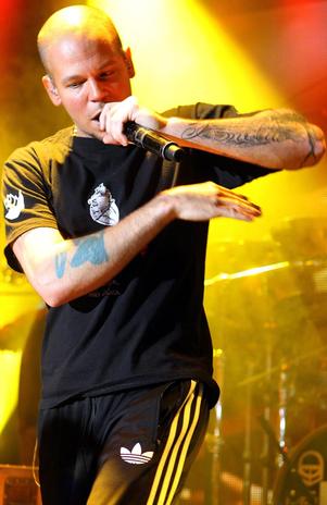 René Pérez, Residente, de Calle 13, se casó con modelo y actriz argentina