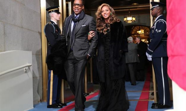 La mejor actuación de Beyoncé… Cantó el Himno Nacional para Obama