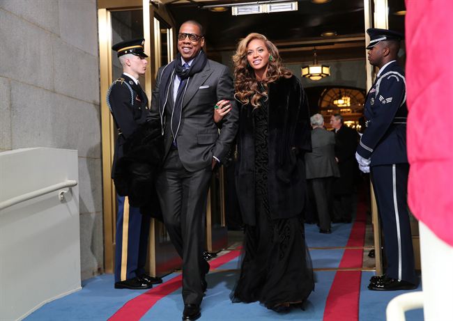 La mejor actuación de Beyoncé… Cantó el Himno Nacional para Obama