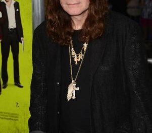 Ozzy Osbourne resulta quemado tras incendio en su casa