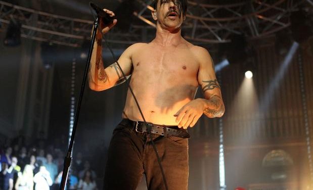 Red Hot Chili Peppers agrega temas al disco ‘I’m With You’