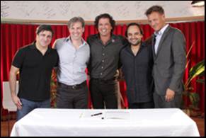 Carlos Vives Firma Contrato Con Sony Music