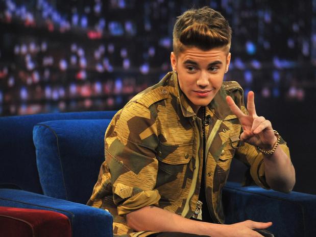 Justin Bieber y Rihanna dominan preferencia en las redes sociales