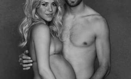 Shakira y Piqué, desnudos por una buena causa