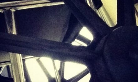 Lady Gaga presenta a su silla de ruedas como ‘Emma’