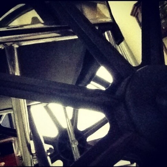 Lady Gaga presenta a su silla de ruedas como ‘Emma’