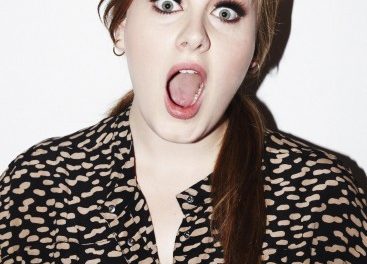 Adele estaría llevando terapias para aprender a respirar